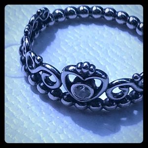 👸🏼 PANDORA 💍 Princess ring